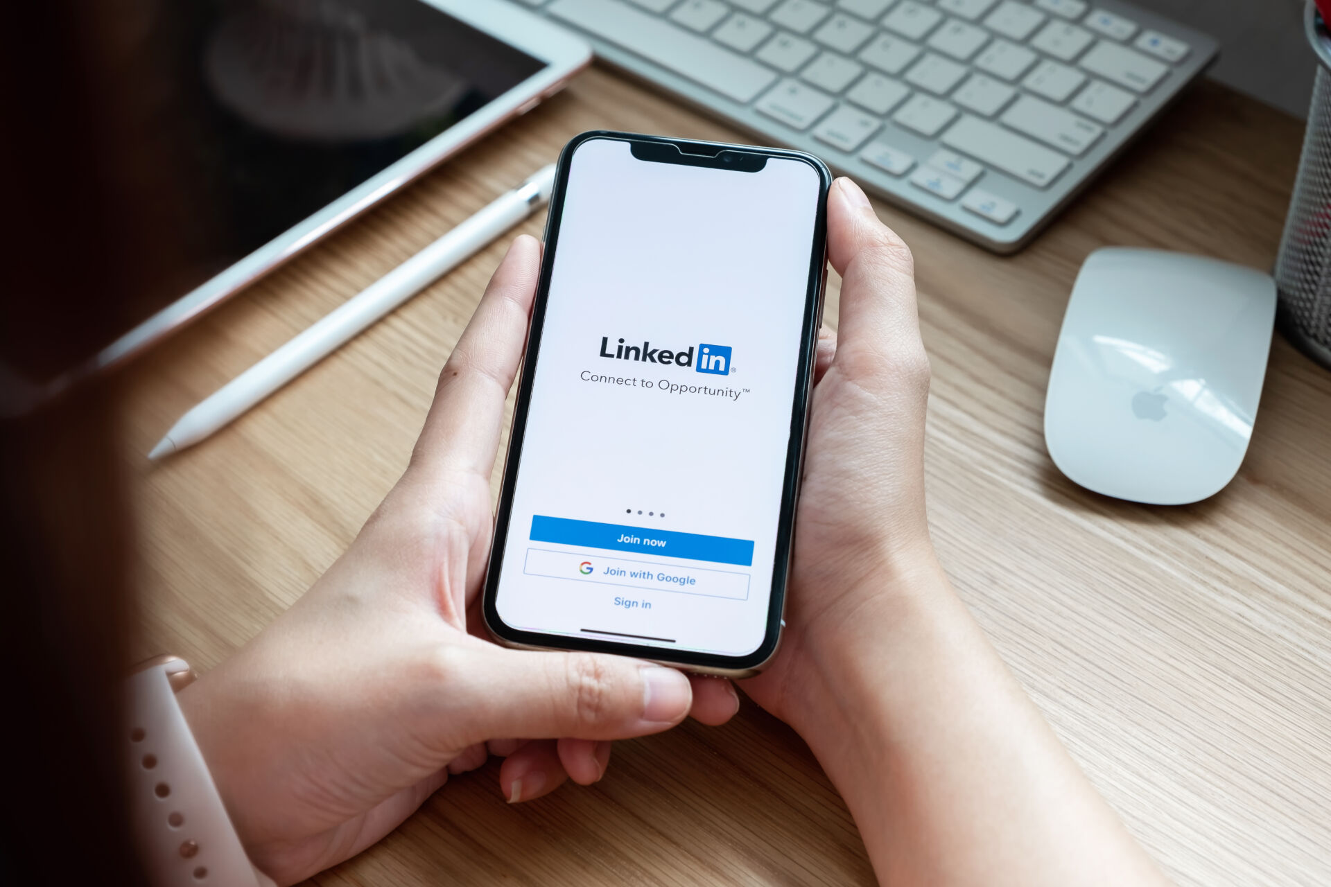VITG - 5 Privacy Settings You Should Change on LinkedIn Now